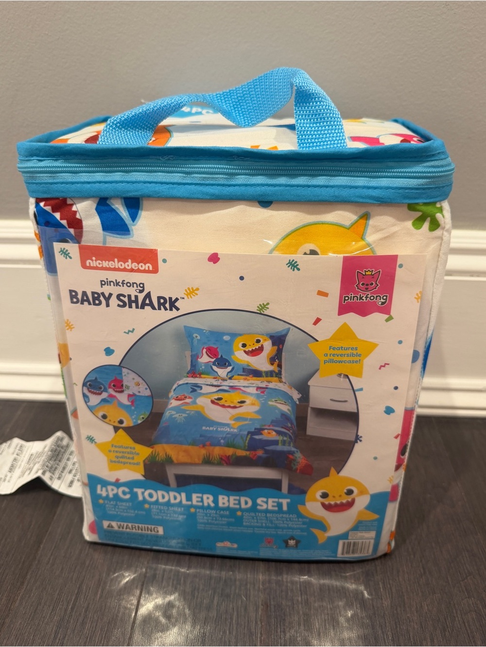 NWT Nickelodeon Pinkfong Baby Shark 4PC Toddler Comforter Set - Blue White